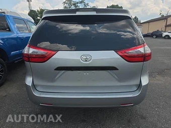 2020 Toyota Sienna L 7-Passenger 119.3" WB - miniatura 5