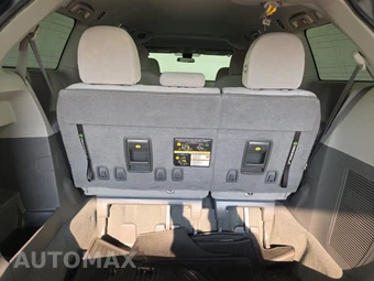 2020 Toyota Sienna L 7-Passenger 119.3" WB - miniatura 18