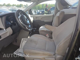2020 Toyota Sienna L 7-Passenger 119.3" WB - miniatura 7