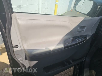 2020 Toyota Sienna L 7-Passenger 119.3" WB - miniatura 9
