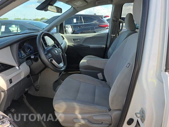 2020 Toyota Sienna L 7-Passenger 119.3" WB - miniatura 7