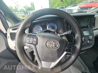 2020 Toyota Sienna L 7-Passenger 119.3" WB - miniatura 10