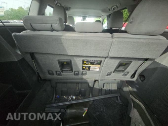 2020 Toyota Sienna L 7-Passenger 119.3" WB - miniatura 17