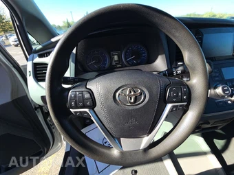 2020 Toyota Sienna L 7-Passenger 119.3" WB - miniatura 10
