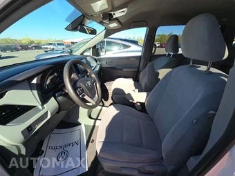 2020 Toyota Sienna L 7-Passenger 119.3" WB - miniatura 7