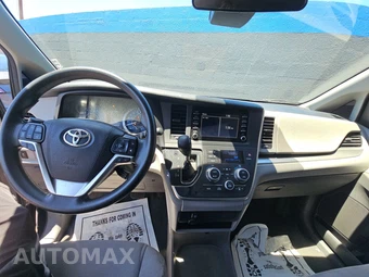 2020 Toyota Sienna L 7-Passenger 119.3" WB - miniatura 11