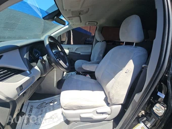 2020 Toyota Sienna L 7-Passenger 119.3" WB - miniatura 7