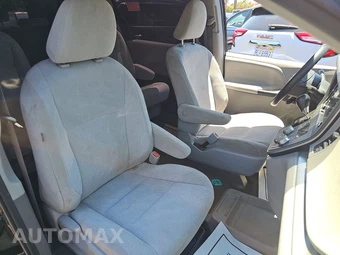 2020 Toyota Sienna L 7-Passenger 119.3" WB - miniatura 8