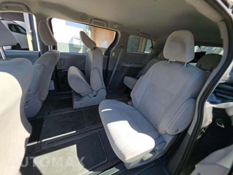 2020 Toyota Sienna L 7-Passenger 119.3" WB - miniatura 13