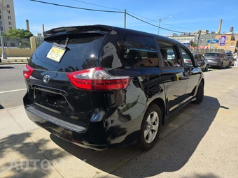 2020 Toyota Sienna L 7-Passenger 119.3" WB - miniatura 3