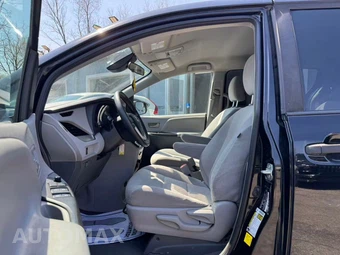 2020 Toyota Sienna L 7-Passenger 119.3" WB - miniatura 18