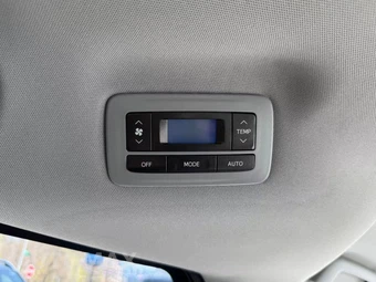2020 Toyota Sienna L 7-Passenger 119.3" WB - miniatura 25