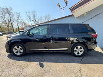 2020 Toyota Sienna L 7-Passenger 119.3" WB - miniatura 4