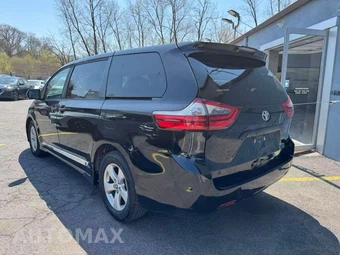 2020 Toyota Sienna L 7-Passenger 119.3" WB - miniatura 7