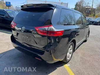 2020 Toyota Sienna L 7-Passenger 119.3" WB - miniatura 8