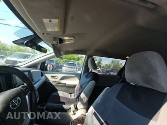 2020 Toyota Sienna L 7-Passenger 119.3" WB - miniatura 18