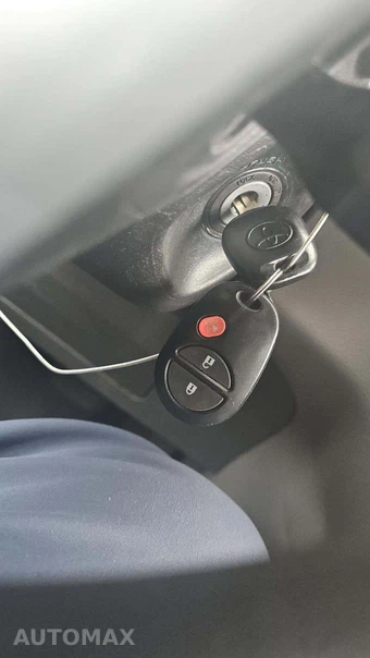 2020 Toyota Sienna L 7-Passenger 119.3" WB - miniatura 22
