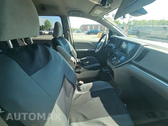 2020 Toyota Sienna L 7-Passenger 119.3" WB - miniatura 8