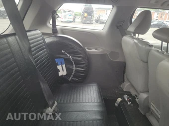 2020 Toyota Sienna L 7-Passenger 119.3" WB - miniatura 14