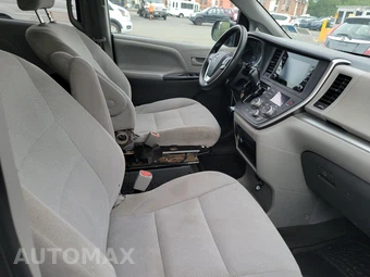 2020 Toyota Sienna L 7-Passenger 119.3" WB - miniatura 8
