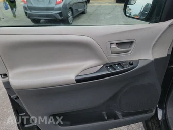 2020 Toyota Sienna L 7-Passenger 119.3" WB - miniatura 9