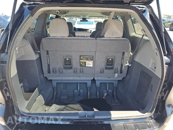 2020 Toyota Sienna L 7-Passenger 119.3" WB - miniatura 17