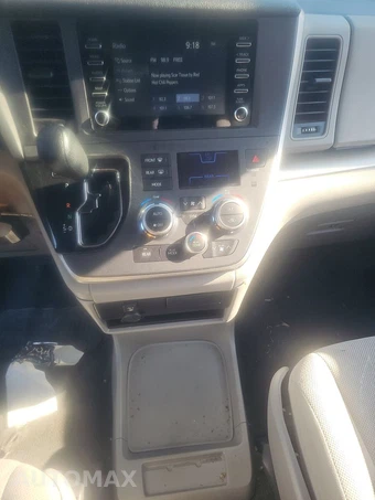 2020 Toyota Sienna L 7-Passenger 119.3" WB - miniatura 11