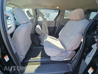2020 Toyota Sienna L 7-Passenger 119.3" WB - miniatura 13