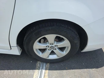 2020 Toyota Sienna L 7-Passenger 119.3" WB - miniatura 11