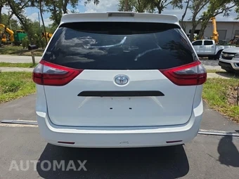 2020 Toyota Sienna L 7-Passenger 119.3" WB - miniatura 5