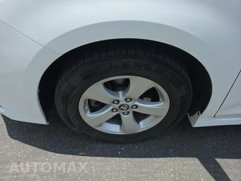 2020 Toyota Sienna L 7-Passenger 119.3" WB - miniatura 8