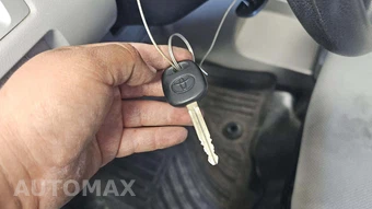 2020 Toyota Sienna L 7-Passenger 119.3" WB - miniatura 25