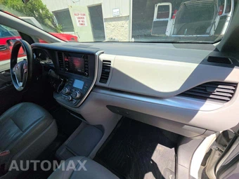 2020 Toyota Sienna L 7-Passenger 119.3" WB - miniatura 20