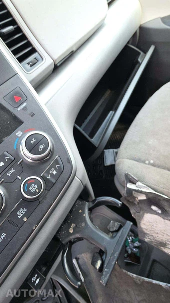 2020 Toyota Sienna L 7-Passenger 119.3" WB - miniatura 28