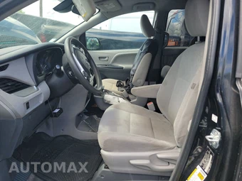 2020 Toyota Sienna L 7-Passenger 119.3" WB - miniatura 7