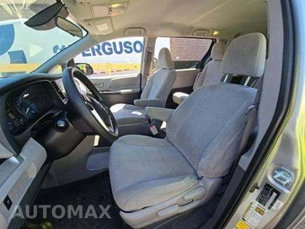 2020 Toyota Sienna L 7-Passenger 119.3" WB - miniatura 6