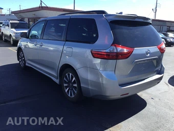2020 Toyota Sienna LE 7-Passenger 119.3" WB - miniatura 7