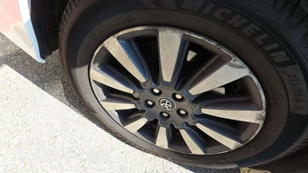 2020 Toyota Sienna LE 7-Passenger 119.3" WB - miniatura 36
