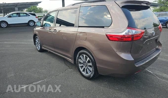 2020 Toyota Sienna LE 7-Passenger - miniatura 2