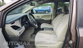 2020 Toyota Sienna LE 7-Passenger - miniatura 4