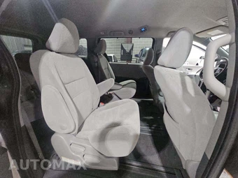 2020 Toyota Sienna LE 8-Passenger 119.3" WB - miniatura 17