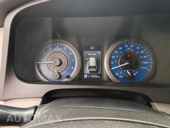 2020 Toyota Sienna LE 8-Passenger 119.3" WB - miniatura 14