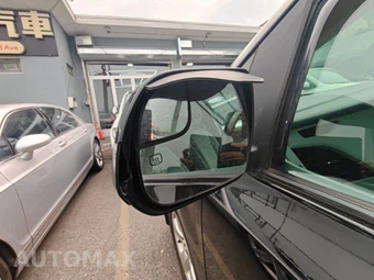 2020 Toyota Sienna LE 8-Passenger 119.3" WB - miniatura 21