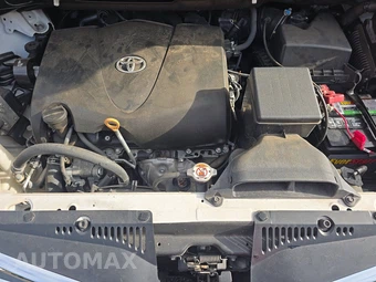 2020 Toyota Sienna LE 8-Passenger 119.3" WB - miniatura 16