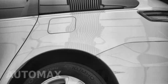 2020 Toyota Sienna LE 8-Passenger 119.3" WB - miniatura 32