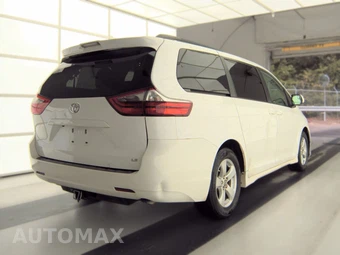 2020 Toyota Sienna LE 8-Passenger 119.3" WB - miniatura 4