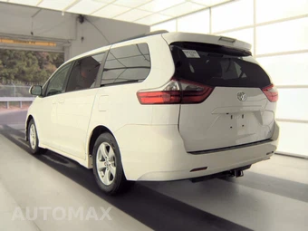 2020 Toyota Sienna LE 8-Passenger 119.3" WB - miniatura 6