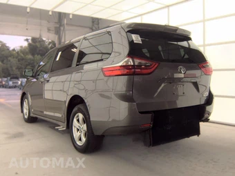 2020 Toyota Sienna LE 8-Passenger 119.3" WB - miniatura 6