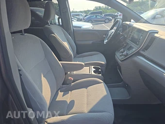 2020 Toyota Sienna LE 8-Passenger 119.3" WB - miniatura 8