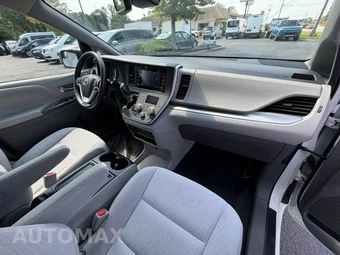 2020 Toyota Sienna LE 8-Passenger 119.3" WB - miniatura 59